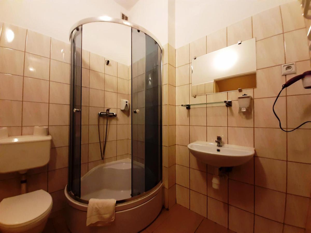Red Carpet Premium 3* Kraków
